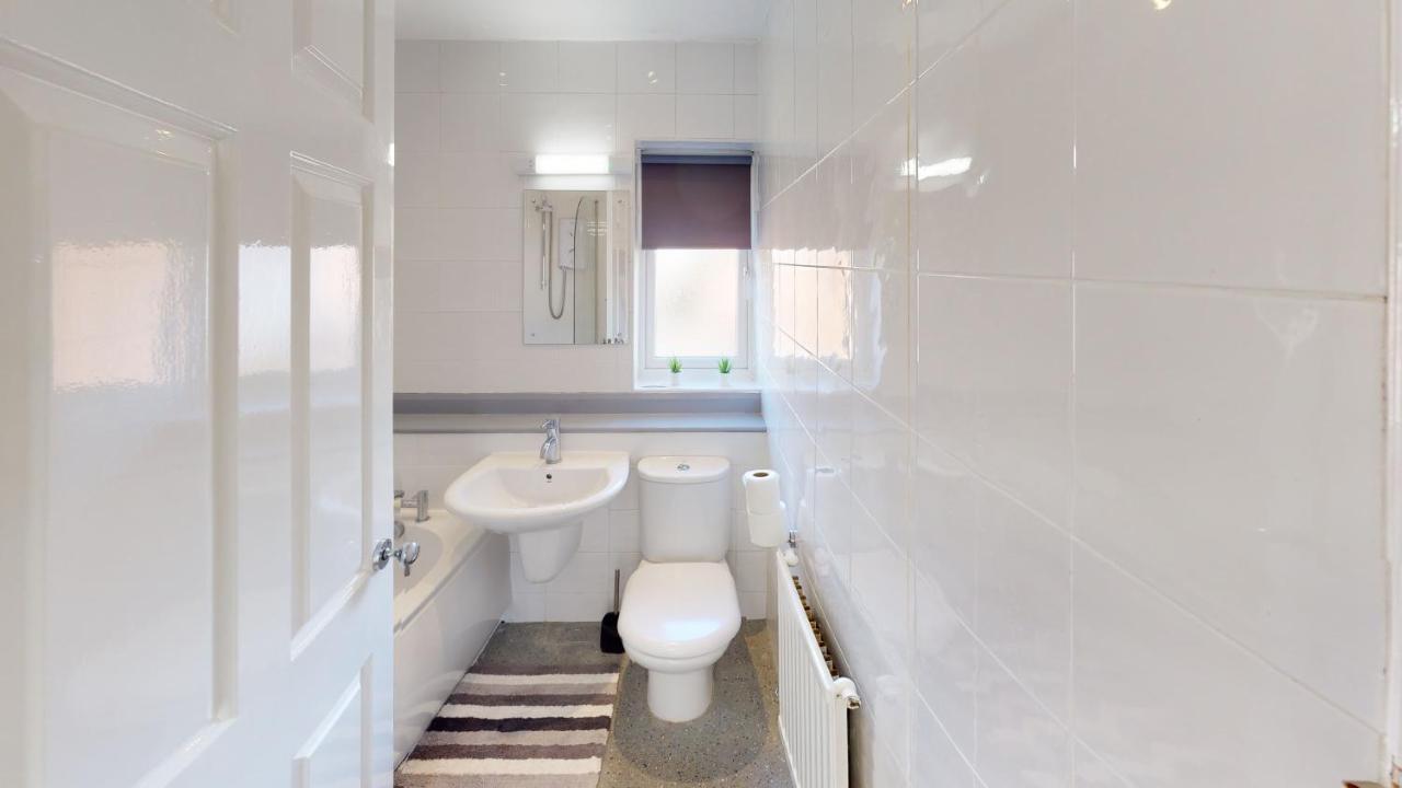 شقة Marina House كينغستون أبون هول المظهر الخارجي الصورة